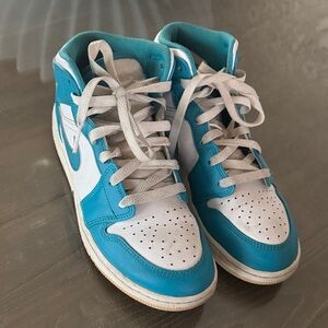 Nike Jordan Blue and White High-Top Sneakers - 6.5Y